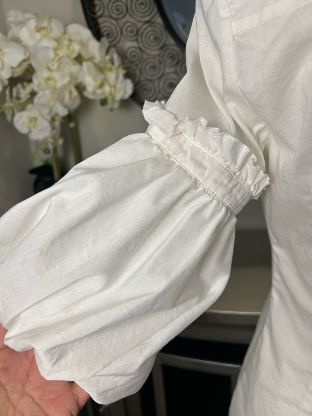 bebe White Ruffled Puff-Sleeve Button Down Shirt - Picture 5 of 9